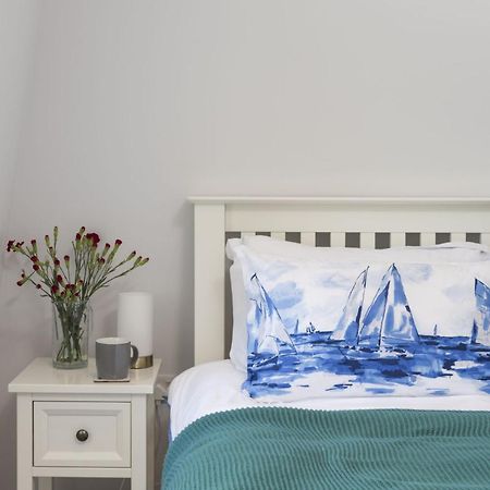 Fowey Penthouse, Fowey Apartment Bagian luar foto