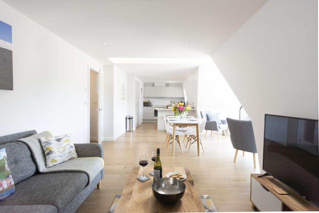 Fowey Penthouse, Fowey Apartment Bagian luar foto