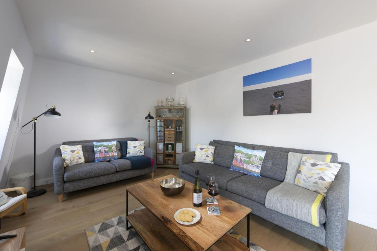Fowey Penthouse, Fowey Apartment Bagian luar foto
